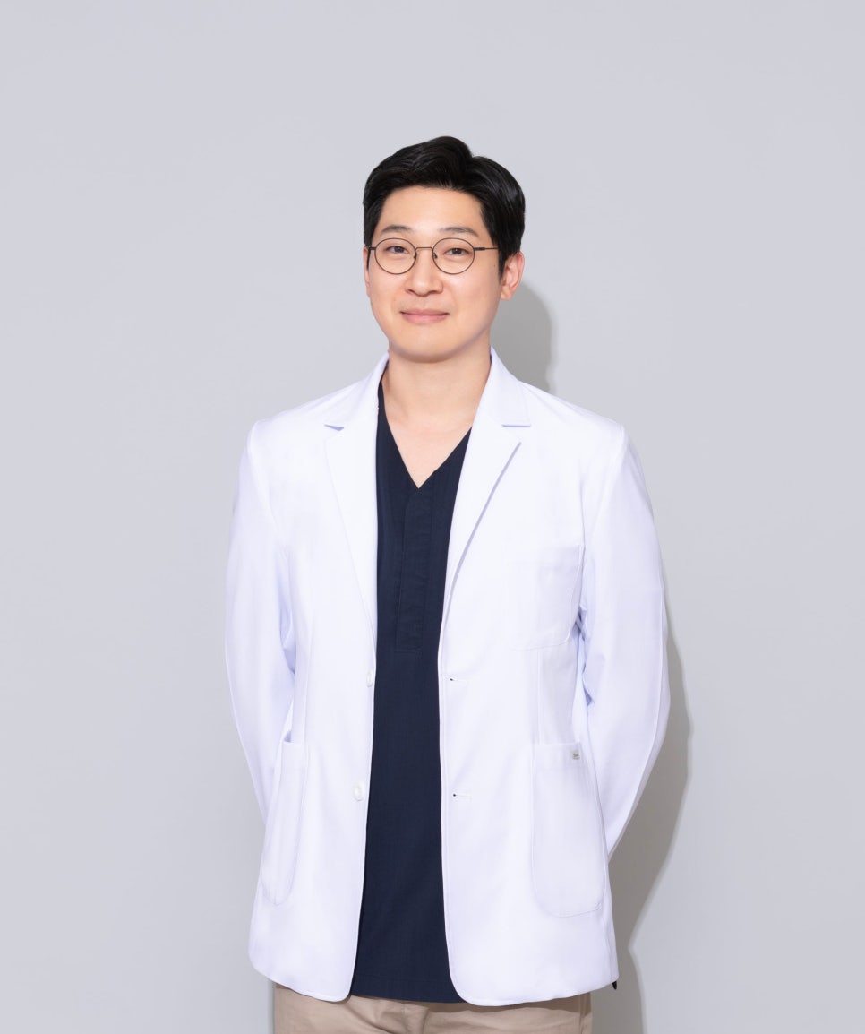 원래 어색해서 사진 잘 못찍습니다...