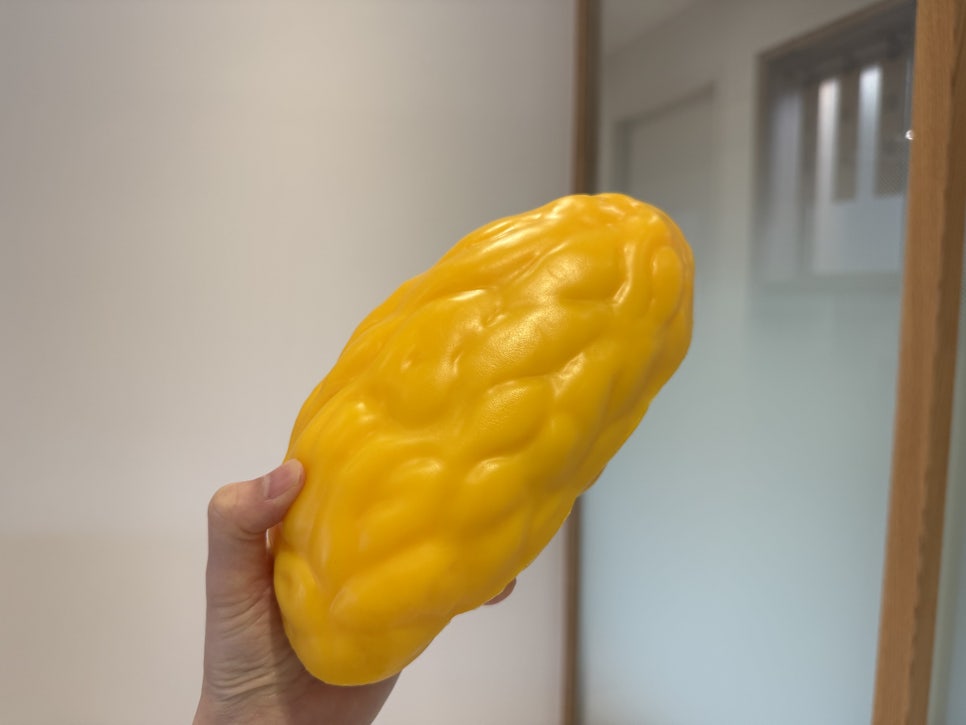 보이시나요? 무려 이게 지방 1kg 입니다.