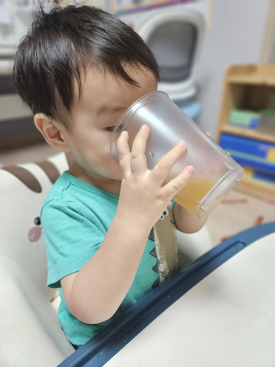20개월 막둥이 약도 원내에서 직접 달입니다 ^^